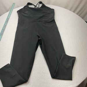 Chic Black Cross-Back Jumpsuit